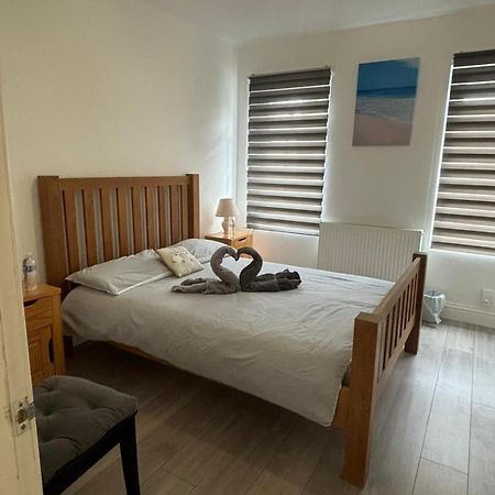 Eejs Modern London 3 Bed Flat Near Crystal Palace Stadium - Great Transport Links Norwood Eksteriør billede