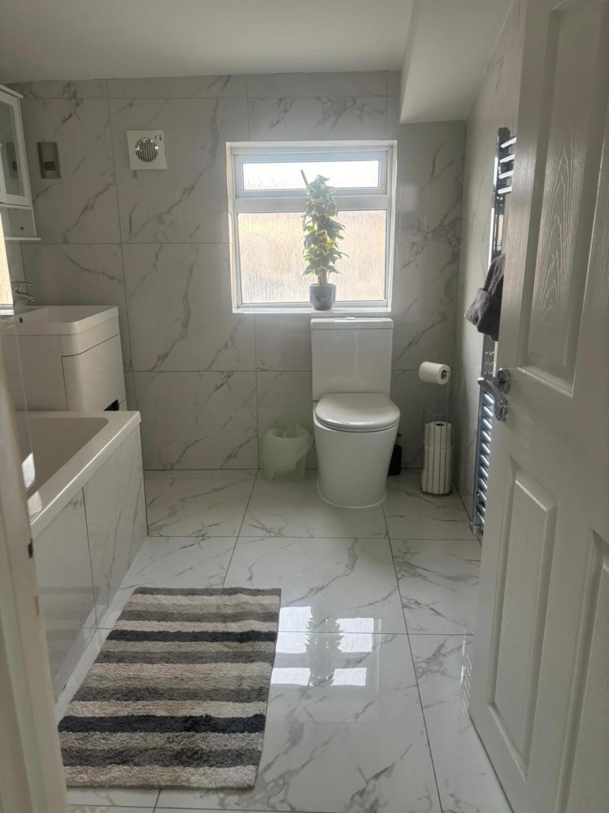 Eejs Modern London 3 Bed Flat Near Crystal Palace Stadium - Great Transport Links Norwood Eksteriør billede