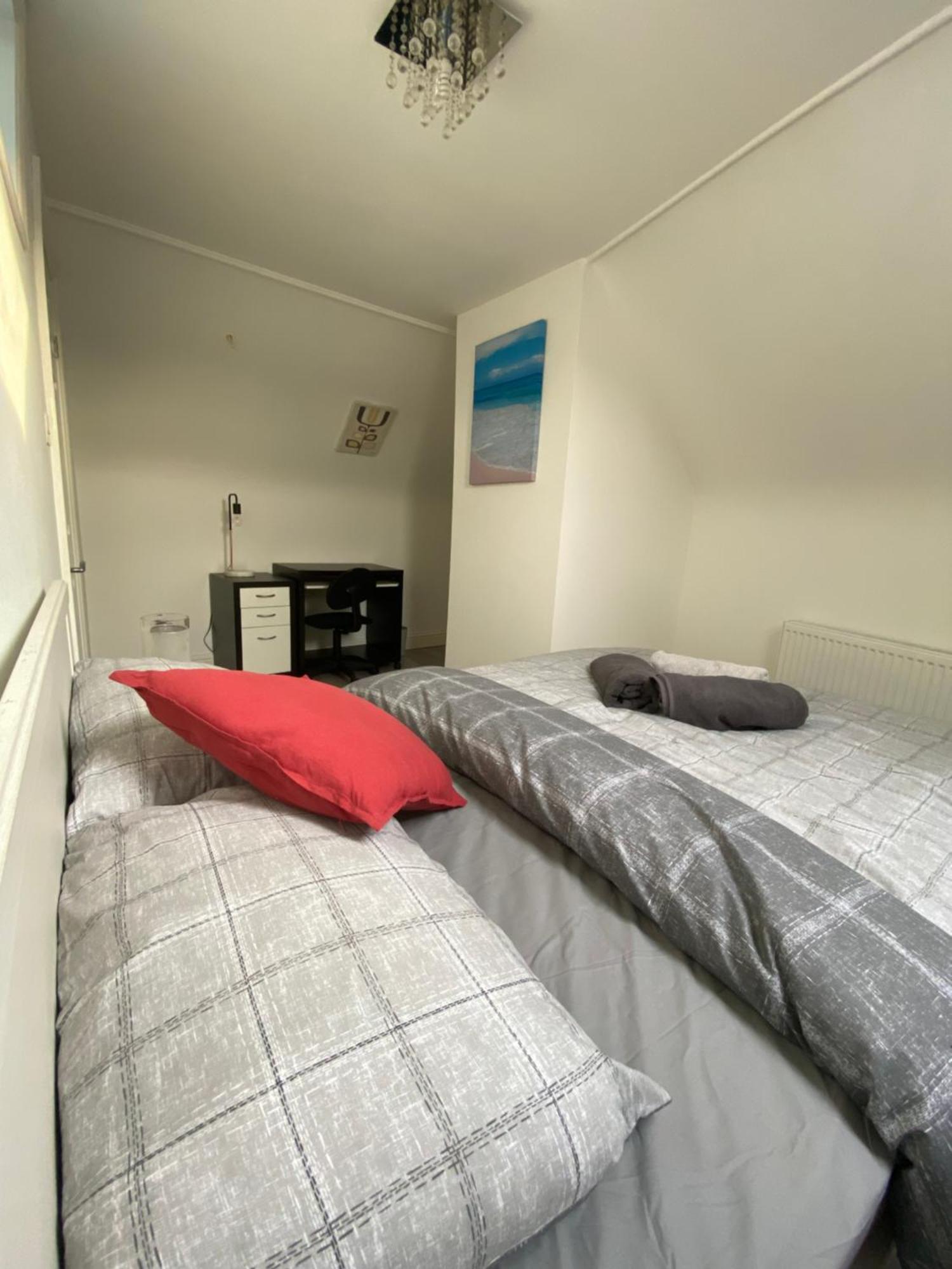 Eejs Modern London 3 Bed Flat Near Crystal Palace Stadium - Great Transport Links Norwood Eksteriør billede
